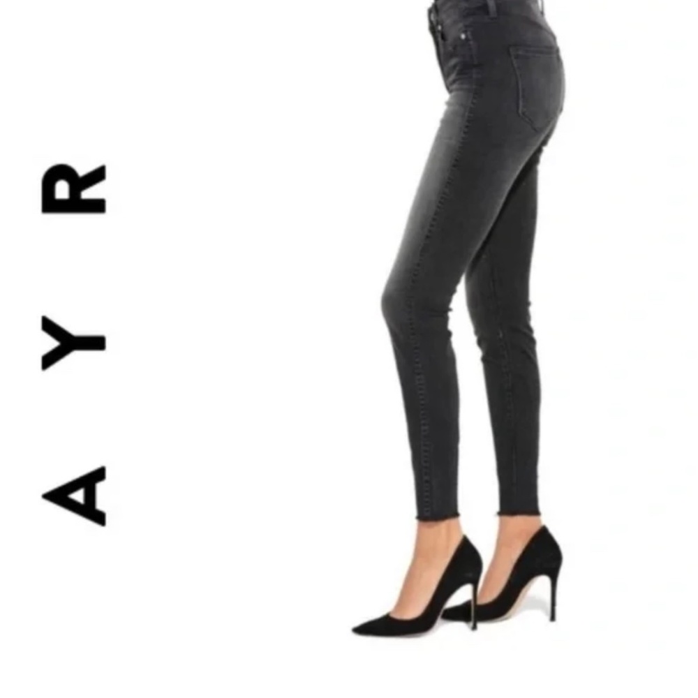 AYR The Riser in black - Picture 2 of 7